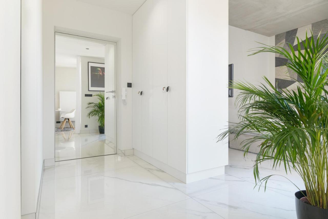 Centro Design Apartments - Polwiejska Познан Екстериор снимка
