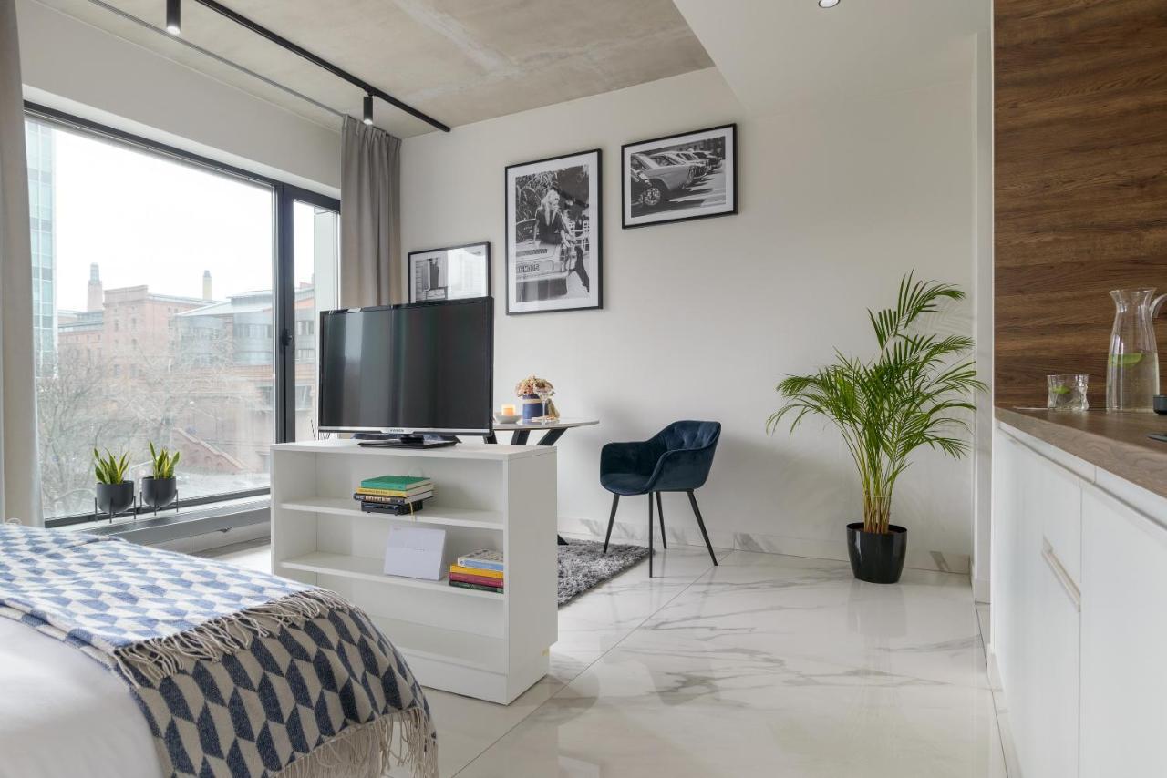 Centro Design Apartments - Polwiejska Познан Екстериор снимка